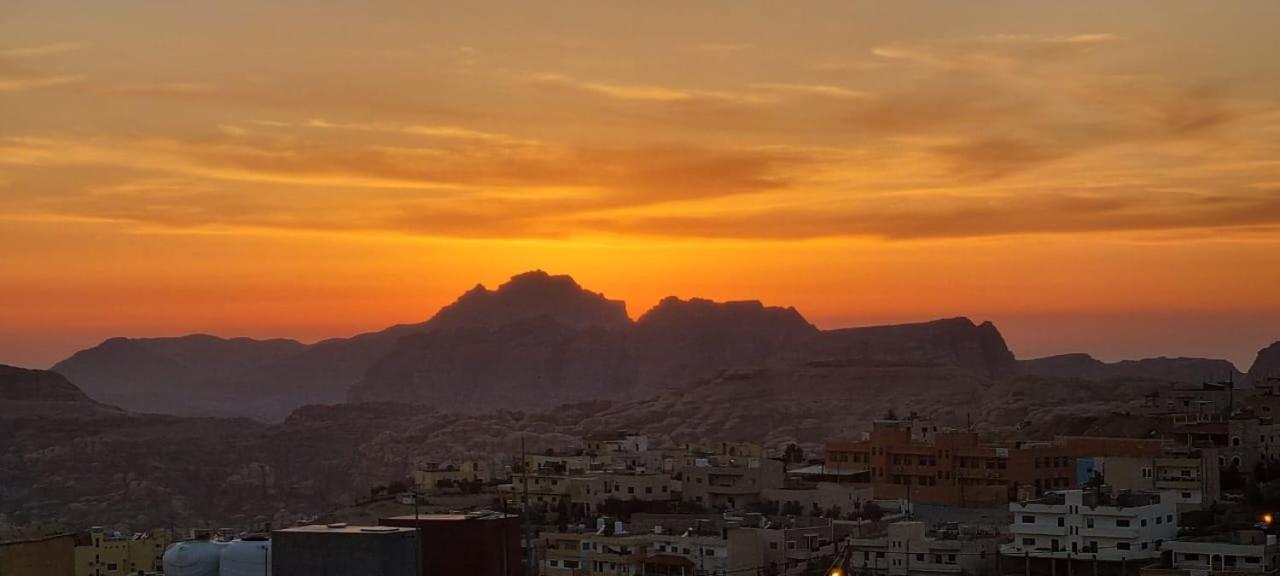 Petra Sunset Bed & Breakfast Bed & Breakfast Wadi Musa Exterior photo